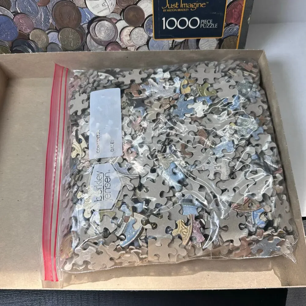 Vintage 1985 milton bradley “make a mint” 1000 pcs jigsaw puzzle